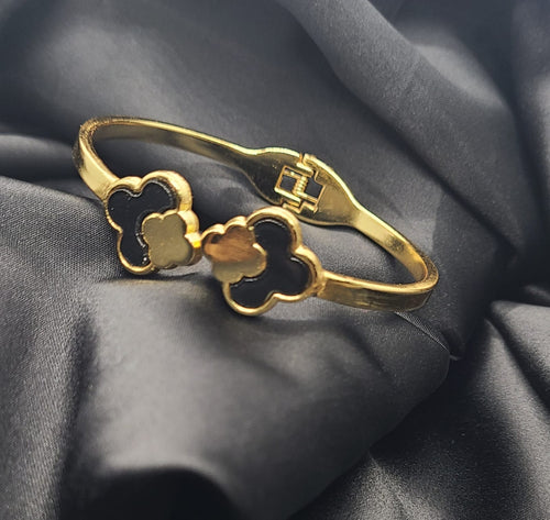 Golden Club Bracelet